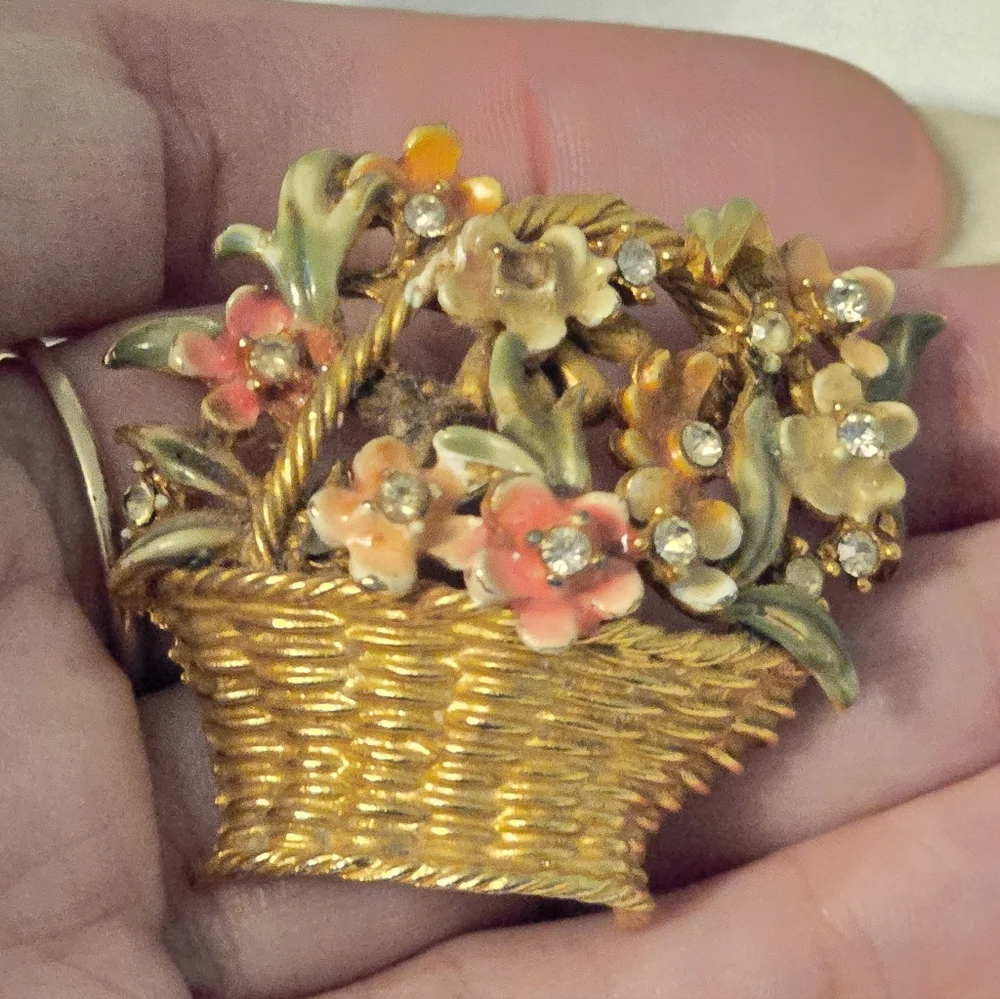 Vintage Signed BSK My Fair Lady Brooch Flower Basket Gold Tone Enamel Rhinestone